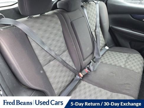 Used 2017 Nissan Rogue Sport SV w/ SV All-Weather Package image 14