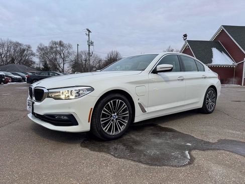 Used 2018 BMW 530e xDrive image 10