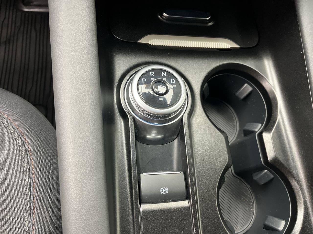 Certified 2025 Ford Explorer Active AWD/4WD image 26