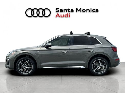 Used 2023 Audi Q5 e Premium w/ Convenience Package AWD/4WD image 5