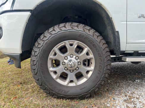 Used 2023 RAM 2500 Laramie AWD/4WD image 8
