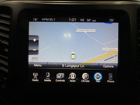 Used 2017 Jeep Cherokee Limited image 19