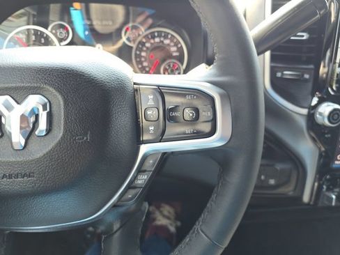 Used 2025 RAM 2500 Big Horn AWD/4WD image 15