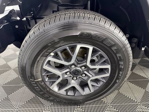 Certified 2026 Jeep Wrangler Unlimited Sahara AWD/4WD image 11