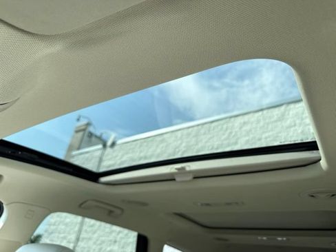 Used 2023 Buick Enclave Essence w/ Experience Buick Package FWD image 25