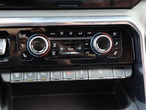 Certified 2024 GMC Sierra 2500 Denali Ultimate w/ Max Trailering Package AWD/4WD image 29