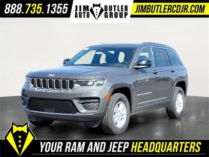 New 2025 Jeep Grand Cherokee Laredo