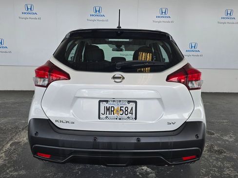 Used 2020 Nissan Kicks SV FWD image 43