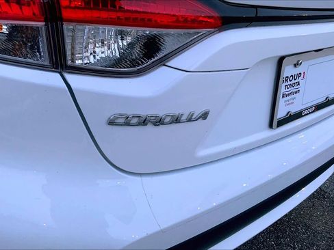 Used 2022 Toyota Corolla LE image 30