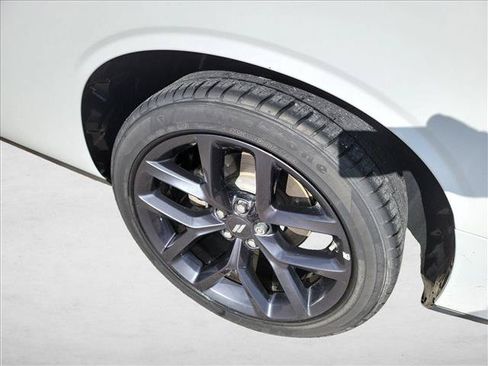 Used 2022 Dodge Challenger SXT w/ Plus Package RWD image 10