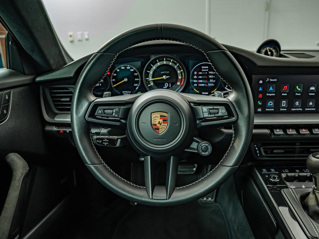 Certified 2022 Porsche 911 GT3 RWD image 37