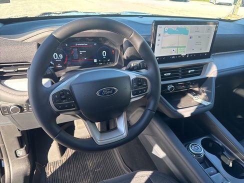 New 2026 Ford Explorer Active image 25