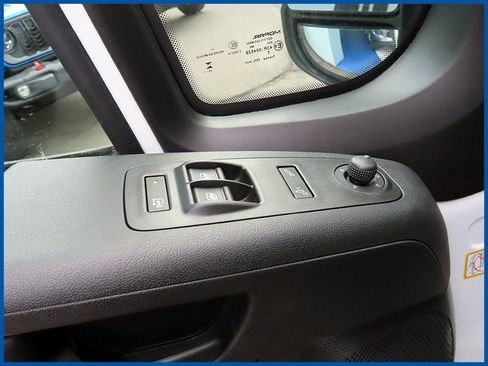 New 2026 RAM ProMaster 2500 w/ Convenience Group image 10