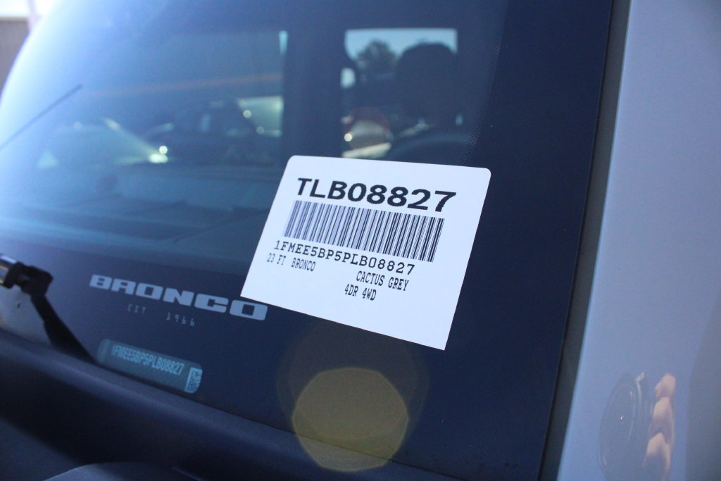 Used 2023 Ford Bronco Outer Banks AWD/4WD image 38