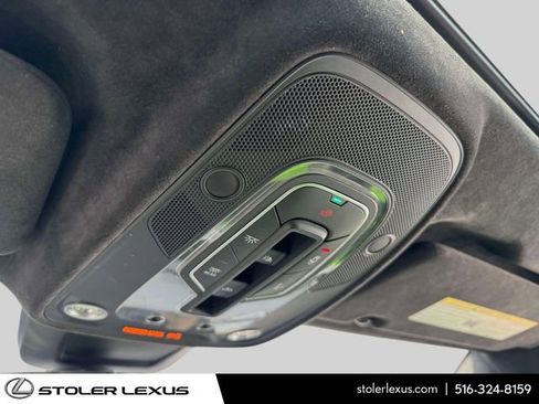 Used 2020 Lamborghini Urus AWD/4WD image 37