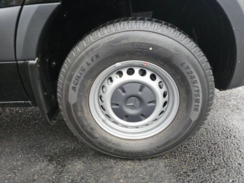 New 2025 Mercedes-Benz Sprinter 2500 image 19