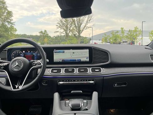Certified 2025 Mercedes-Benz GLE 450e 4MATIC image 27
