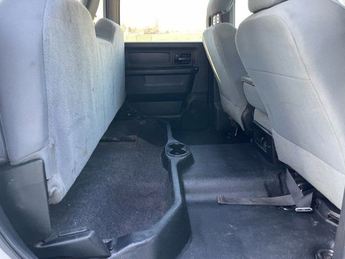 Used 2017 RAM 4500 Tradesman w/ Chrome Appearance Group image 25