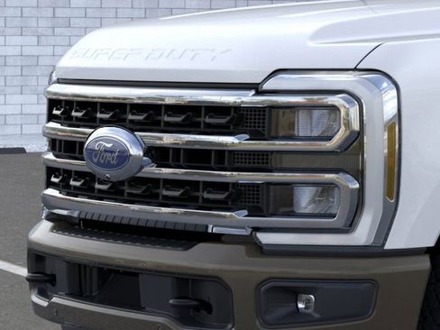New 2026 Ford F250 4x4 Crew Cab Super Duty image 17