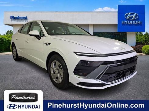 New 2026 Hyundai Sonata SE FWD image 1