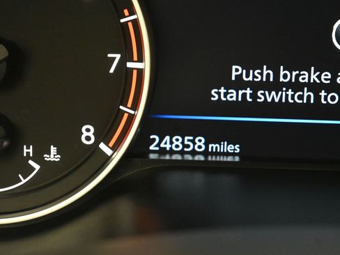 Used 2023 Nissan Altima 2.5 SV AWD/4WD image 25