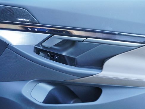 Certified 2026 BMW 540i xDrive image 32