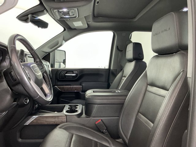 Used 2021 GMC Sierra 3500 Denali w/ Denali Ultimate Package AWD/4WD image 16