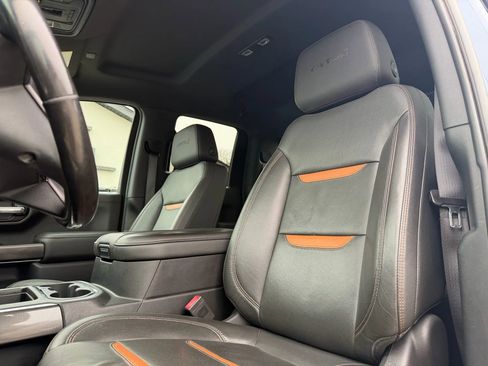 Used 2019 GMC Sierra 1500 AT4 w/ AT4 Premium Package image 16