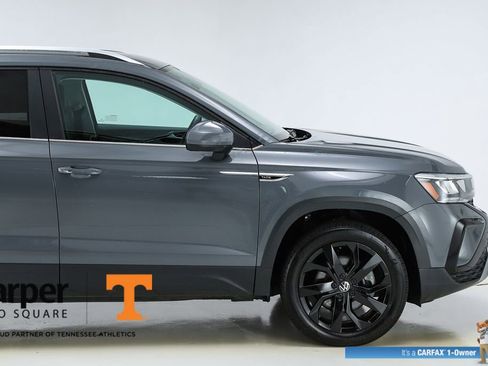 Used 2022 Volkswagen Taos SE image 50