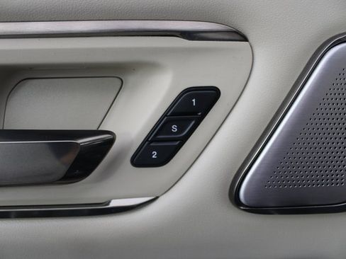 Used 2020 RAM 1500 Limited image 17