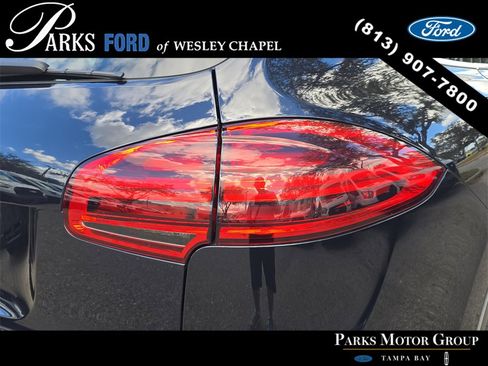 Used 2015 Porsche Cayenne S image 7