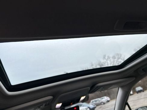 Used 2019 Subaru Forester Premium image 15