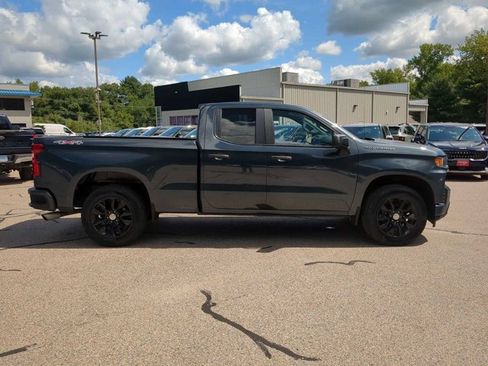 Used 2021 Chevrolet Silverado 1500 Custom AWD/4WD image 2