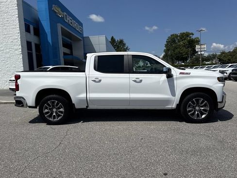 Used 2020 Chevrolet Silverado 1500 LT w/ All-Star Edition AWD/4WD image 2