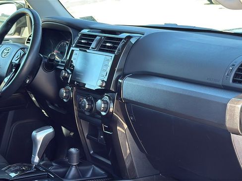 Certified 2022 Toyota 4Runner TRD Off-Road image 41