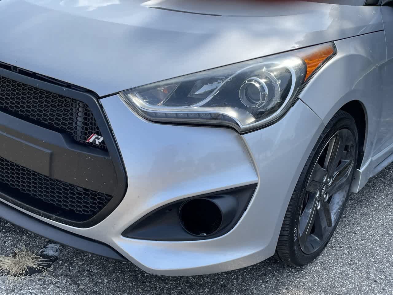Used 2013 Hyundai Veloster Turbo FWD image 31