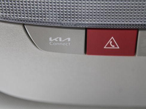 Certified 2024 Kia Sportage EX FWD image 51