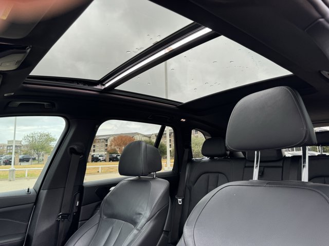 Used 2022 BMW X5 xDrive40i w/ Luxury Seating Package AWD/4WD image 35