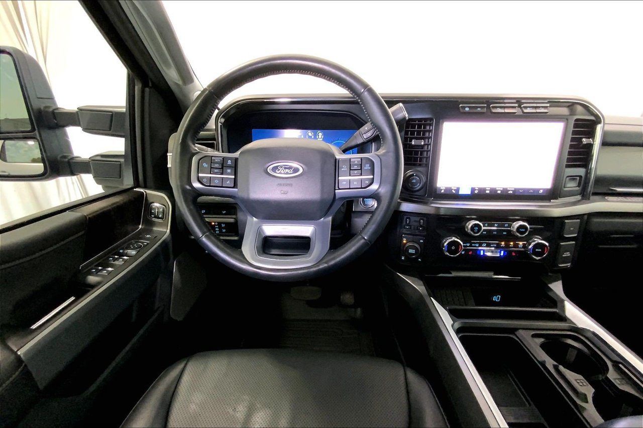 Used 2024 Ford F250 Lariat w/ Lariat Ultimate Package AWD/4WD image 4