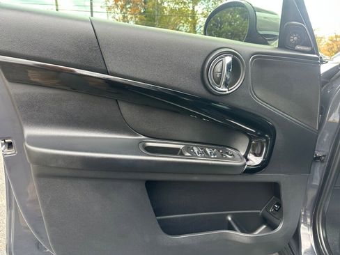 Used 2020 MINI Cooper Countryman S w/ Premium Package image 11