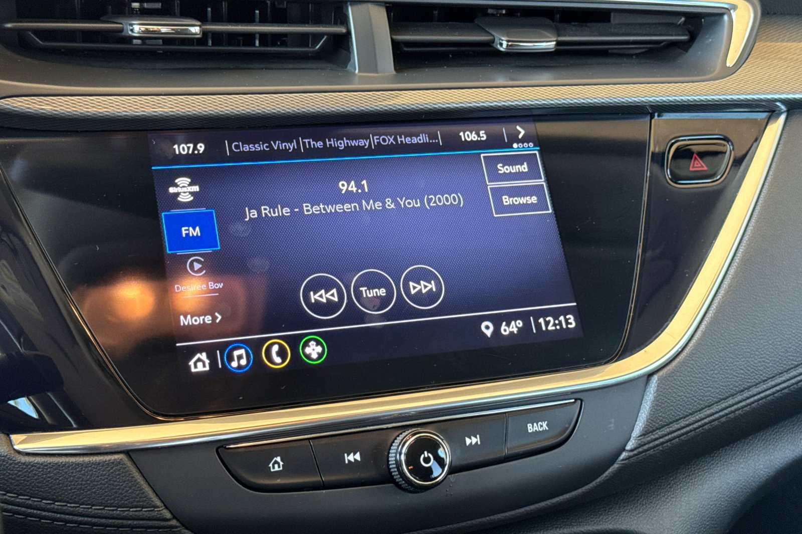 Used 2023 Buick Encore GX Preferred w/ Cold Weather Comfort Package FWD image 22
