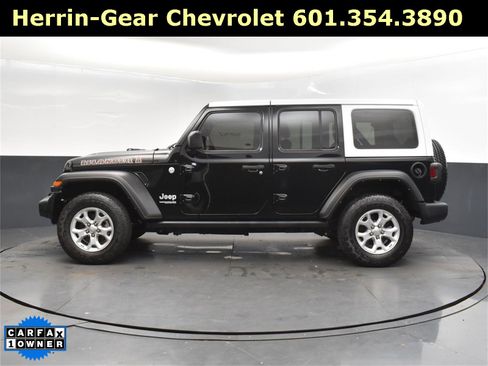 Used 2021 Jeep Wrangler Unlimited Islander image 4
