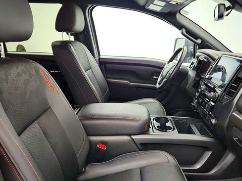 Used 2022 Nissan Titan PRO-4X AWD/4WD image 24