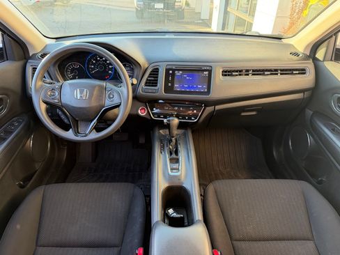 Used 2016 Honda HR-V EX image 5