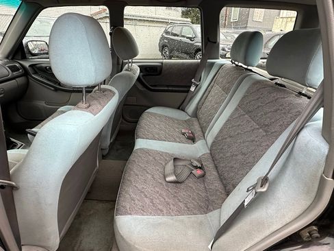 Used 1999 Subaru Forester L image 9