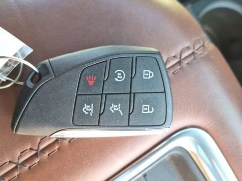 Used 2024 GMC Yukon Denali Ultimate AWD/4WD image 20
