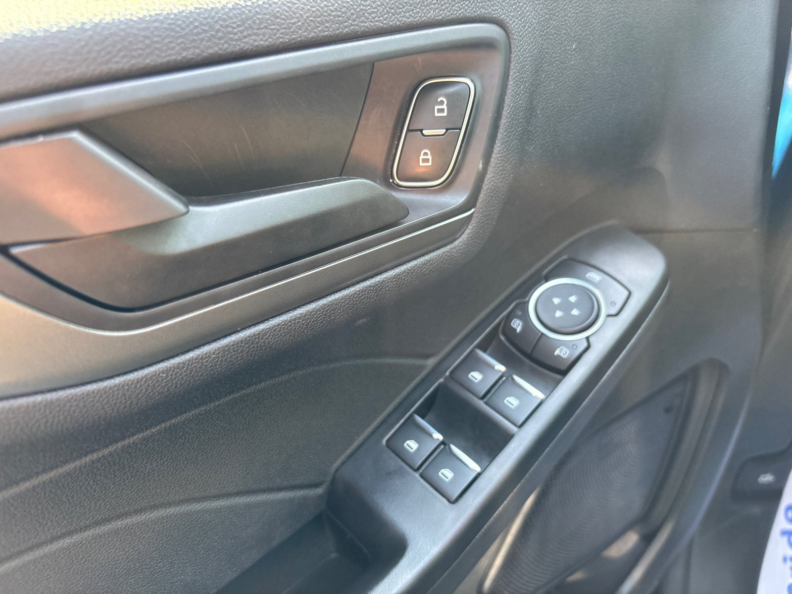 Used 2023 Ford Escape Active w/ Tech Pack #1 AWD/4WD image 12