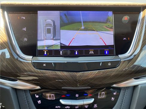 Used 2025 Cadillac XT6 Sport w/ Platinum Package AWD/4WD image 24
