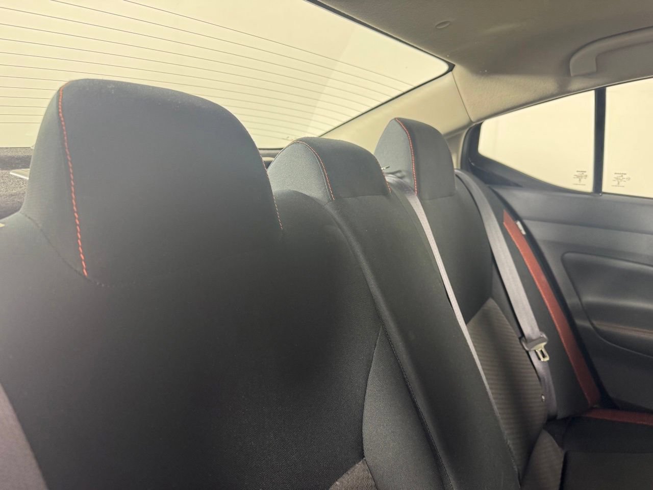Used 2025 Nissan Versa SR FWD image 29