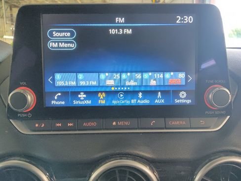 Used 2024 Nissan Sentra SV FWD image 25